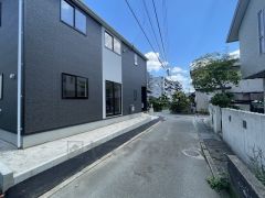 南側道路4ｍ。