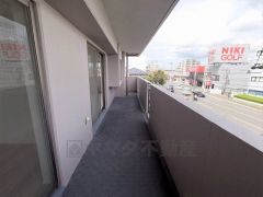北東側バルコニー。