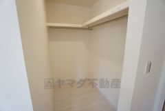 8帖の洋室にはウォークインクローゼット付き＾＾
