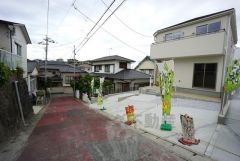南西道路4ｍ。