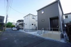 北東側約6ｍの公道に接しています＾＾