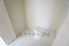 7.75帖の洋室にはクローゼット付き。